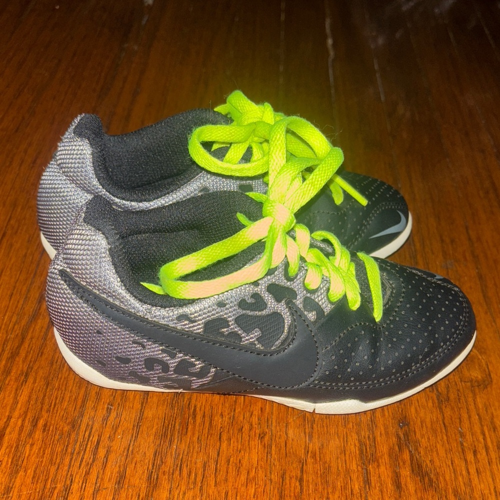 Nike Kids Black and Neon Green Sneakers sports